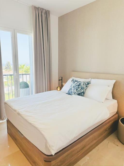 Oceanview Luxury Penthouse Daire Estepona Dış mekan fotoğraf