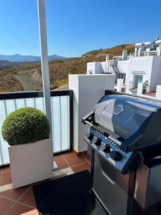 Oceanview Luxury Penthouse Daire Estepona Dış mekan fotoğraf