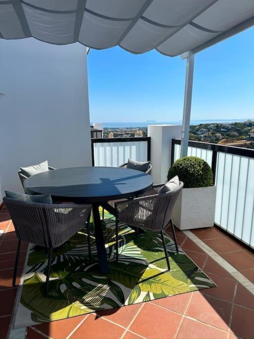 Oceanview Luxury Penthouse Daire Estepona Dış mekan fotoğraf